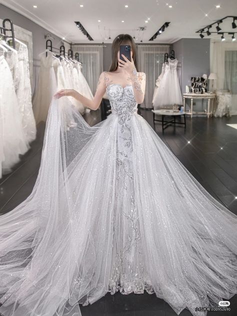 Ball Gowns Fantasy, Korean Wedding Dress, Bridal Party Gowns, Wedding Dresses Princess Ballgown, Pretty Quinceanera Dresses, Sparkle Wedding Dress, Gowns Dresses Elegant, Princess Ball Gowns, Dream Wedding Ideas Dresses