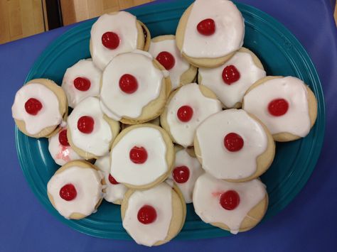 Scottish Empire Biscuit Cookies that I made for Hayley's Brave Party! Brave Cakes, Brave Birthday Party, Brave Party, Empire Cookie, Braves Party, Diy Holiday Gifts, Party People, Biscuit Cookies, 6th Birthday