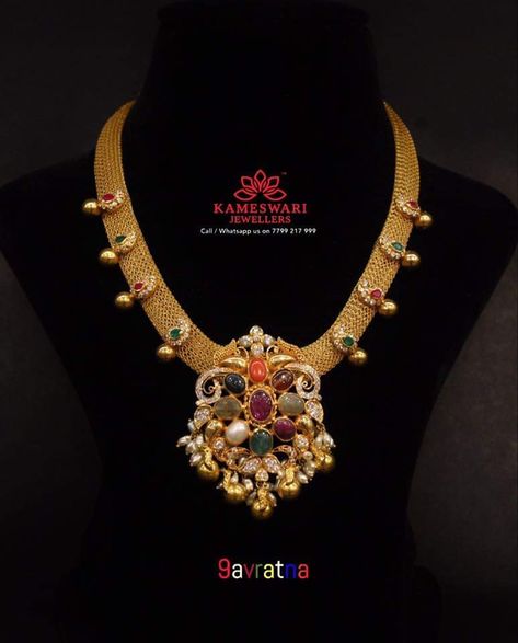 Navarathan Pendant, Navarathan Jewellers, Navratan Choker, Necklace Set Indian Bridal Jewelry, Temple Jewellery Earrings, Antique Necklaces Design, Antique Gold Jewelry Indian, Fancy Jewelry Necklace, Gold Jewelry Simple Necklace