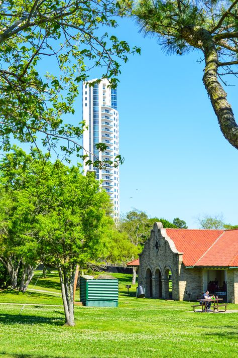 Clear Lake Park (Seabrook, Texas) | Bay Area Houston Seabrook Texas, Clear Lake, Lake Park, Galveston, Bay Area, Garden Arch, Places Ive Been, Houston, Texas