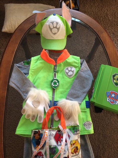 Rocky Paw Patrol costume Paw Patrol Diy Costume, Rocky Paw Patrol Costume, Paw Patrol Kostüm, Rocky Costume, Paw Patrol Halloween Costume, Family Costumes Diy, Paw Patrol Costume, Paw Patrol Rocky, Paw Patrol Birthday Party