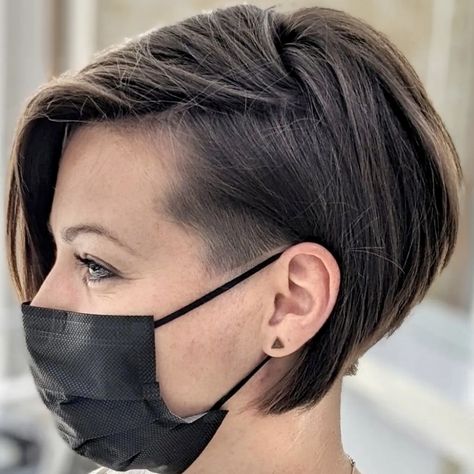 Undercut Bob Haircut, Short Angled Bobs, Long Hair Highlights, Undercut Bob, Pixie Bob Hairstyles, Undercut Styles, Pixie Bob Haircut, Asymmetrical Pixie, Bob Hairstyles For Thick