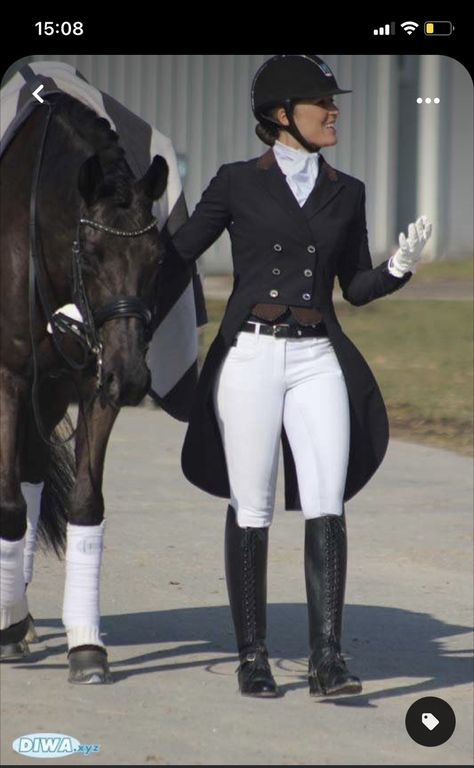 Horse Riding Outfit Women, Polo Outfits For Women, Horse Rider Outfit, Dressage Outfit, Horse Riding Attire, Equestrian Style Outfit, English Outfit, Dressage Fashion, Coming Soon Landing Page