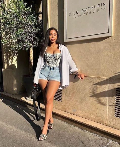 Nqobile Khwezi, Lunch Outfit Ideas, Lunch Date Outfit, Lunch Outfit, Fashion Tiktok, Date Outfit, Effortlessly Chic Outfits, Lunch Date, Looks Party