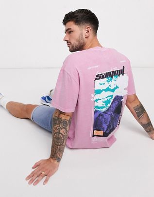 Overzised Tshirt, Pink Tshirt Outfit Men, Oversized Tshirt Photoshoot, Pink Tshirt Outfit, Photography Tshirt, Oversized Shirt Outfit, T-shirt Photography, Men's Graphic Tees, Graphic Tees For Men