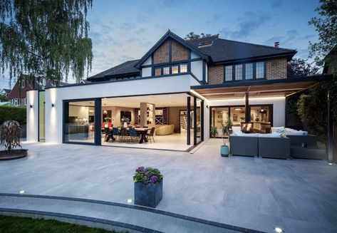 Large Open Plan Living, Rear Kitchen Extension, Bungalow Extensions, Flat Roof Extension, House Extension Plans, Large Open Plan Kitchens, Timber Roof, Roof Extension, Glass Extension