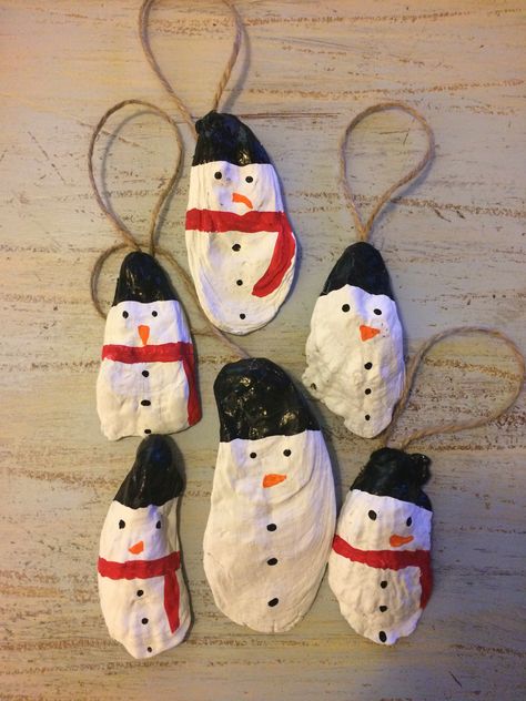 Snowman Oyster Shell Ornaments Egg Shell Christmas Ornaments, Oyster Santa Ornaments, How To Make Oyster Shell Ornaments, Painted Oyster Shells Ornaments, Sea Shell Ornament, Sea Shell Christmas Ornaments Diy, Diy Oyster Shell Ornaments, Oyster Christmas Ornament, Oyster Ornaments Diy