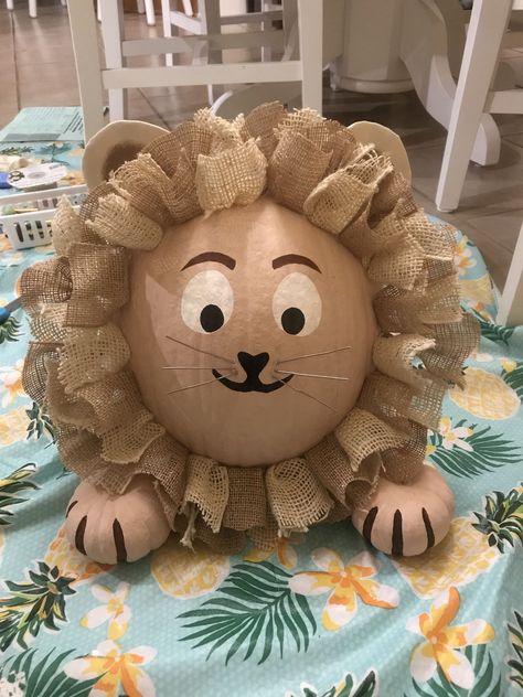 Zoo Pumpkin Decorating, Lion Pumpkin Painting, Pumpkin Decorating Animals, Zoo Animal Pumpkin Decorating, Lion Pumpkin Decorating, Animal Pumpkin Decorating, Animal Pumpkin Painting, Lion Pumpkin, Tiger Pumpkin