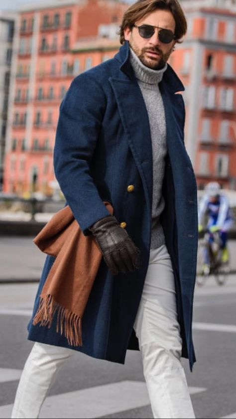 Dark Blue Coat Outfit Men, Blue Overcoat Men Outfit, Mens Navy Coat, Mens Navy Peacoat, Men’s Long Coat Outfit, Old Man Fashion, Outfit Chic, Der Gentleman, Outfits Hombre