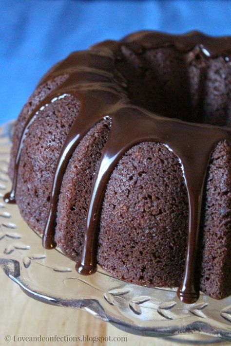 Chocolate Avocado Bundt Cake #BundtBakers Molasses Cake, Dark Chocolate Ganache, Triple Chocolate, Chocolate Mousse, Molasses, Chocolate Ganache, Bundt Cake, Cupcake Recipes, Let Them Eat Cake