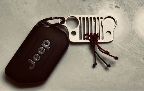 Jeep Keychain, Jeep Keys, Car Life, Spoiled Rotten, Jeep Parts, Jeep Stuff, 2023 Vision, Jeep Accessories, Car Keychain