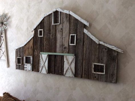 Old Barn Wood Ideas, Easter Crafts To Sell, Lath Art, Barn Crafts, Scrap Wood Art, Barn Wall Art, Christmas Diy Wood, Windmill Decor, Easter Wood Crafts