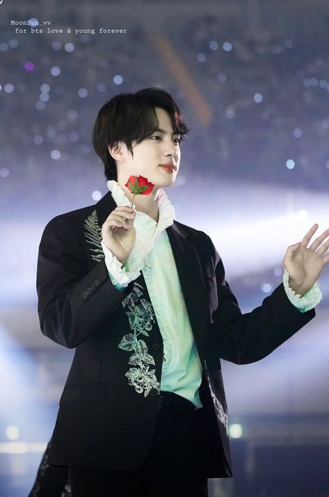 Prince Kim Seokjin Mma 2019, Wwh Jin, Jin Kim, Melon Music, 4 December, Seokjin Bts, Worldwide Handsome, Bts Members, Bts Twt