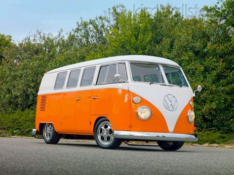 Volkswagen Vw Kombi Van, Vw Camper Conversions, Vw Bus T1, Hot Vw, Beetle Car, Vintage Vw Bus, Combi Volkswagen, Volkswagen Car, Vw Bus Camper