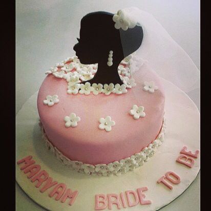 Bye bye single life  bride cake #ranacake Cake Single Life, Bye Bye Single Life, Bye Bye Single, Bride Cake, Fondant Cake Designs, Brides Cake, Single Life, Girl Cakes, Fondant Cake