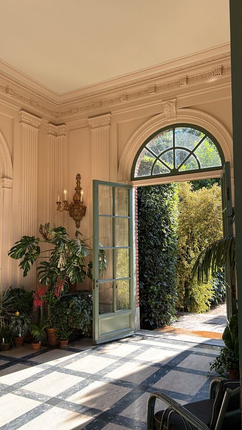 Entry Way Interior, Doors Aesthetic, Gardens Aesthetic, Filoli Gardens, Disney Playlist, Architecture Garden, Pinterest Room, Anniversary Shoot, Garden Idea