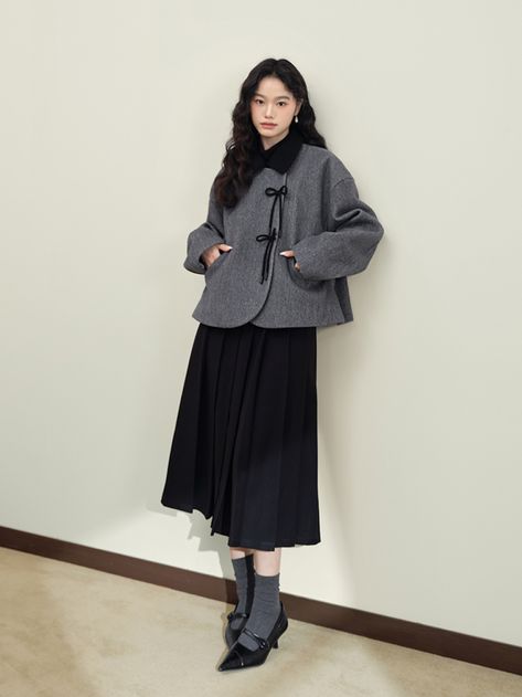 Office Aesthetic Outfit, Korean Winter Fashion, Korean Fall Outfits, Petite Capsule Wardrobe, Korean Coat, Women Winter Outfits, Korean Winter Outfits, Fall Outfits Korean, Modest Casual Outfits