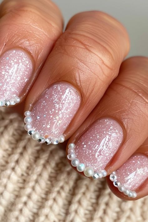 Wedding Nails Sleek Wedding, Bridal Nail, Stylish Bride, Stunning Nail Designs, Nail Art Trends, Metallic Nails, Nail Styles, Nails 2024, Glamorous Wedding