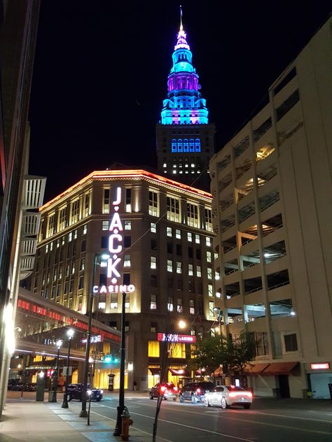 Cleveland Ohio Aesthetic, Cleveland Aesthetic, Ohio City, Downtown Cleveland, Residential Building Design, Rust Belt, Buildings Photography, Forest City, Urban Aesthetic