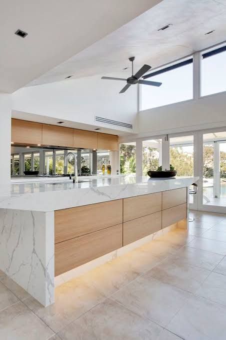 Queenslander Bathroom, Kitchen With Marble, Timber Kitchen, Farmhouse Kitchen Remodel, White Kitchen Remodeling, Paint Kitchen, Contemporary Kitchen Design, Kitchen Room Design, Kitchen Inspiration Design