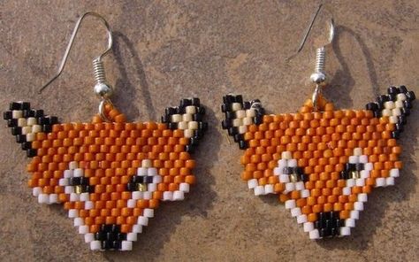 Beaded Fox Earrings Seed Beaded Earrings, Seed Bead Art, Animal Themed Jewelry, Fox Earrings, Art Perle, Native Beadwork, Seed Beading, Beautiful Beadwork, Fox Head