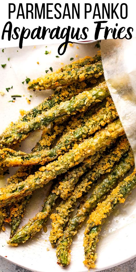 Crispy Baked Parmesan Asparagus Fries! Fresh asparagus spears are blanched, breaded, and baked up hot and crispy in this simple Asparagus Fries recipe. Crispy Baked Asparagus Fries 12 Tomatoes, Asparagus Hors D’oeuvres, Crispy Asparagus Recipes, Crispy Parmesan Asparagus Sticks, Crispy Baked Asparagus, Breaded Asparagus, Baked Asparagus Fries, Pan Seared Asparagus, Parmesan Crusted Asparagus