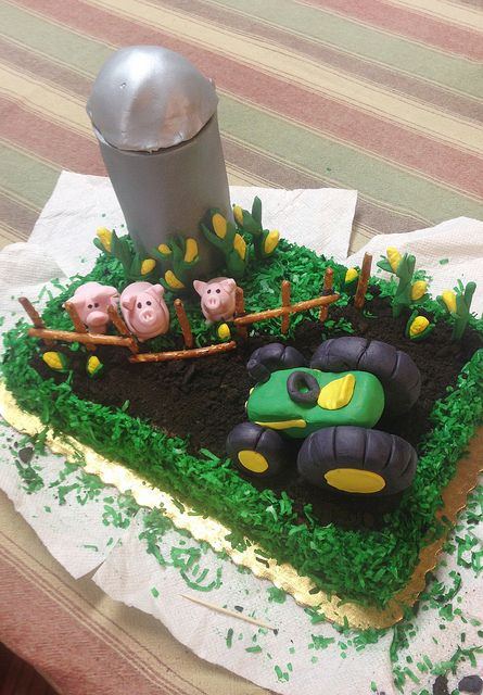 Farm Cake by christy kurtz, via Flickr Diy Farm Cake, Farm Cakes, Farm Cake, Pumpkin Farm, Traveling The World, Diy Cake, Photography Blog, Blog Photography, Cake Ideas