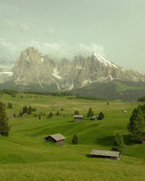 @carterbloomquist took the first pic✨ keywords: Italy, Italian Dolomites, Italy photo print, Dolomites photo print, art print, hiking, canon, art, honeymoon, wall art #honeymoon #dolomites #dolomitesitaly #photography #travelphotography #photoprints #artprints #travelphotographer #travelphoto #minnesotaphotographer #nationalgrographic #travelwallprint #canon #hiking Dolminites Italy, The Dolomites Italy, Dolomites Aesthetic, The Dolomites Aesthetic, Italian Dolomites Photography, Dolomites Hikes, Hiking Dolomites, Italian Dolomites Hiking, Italian Dolomites