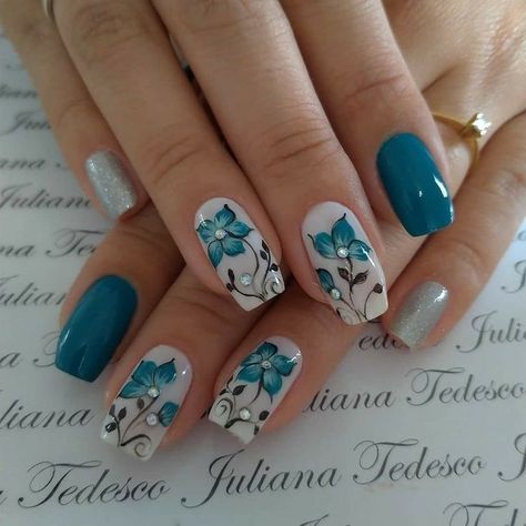 summer nails 2023 gel | Summer nails 2023 Elegant Nail Art, Finger Nail Art, Beauty Nails Design, Fancy Nails Designs, Pretty Nail Art Designs, Floral Nail Art, Best Nail Art Designs, Pretty Nail Art, Nail Art Hacks