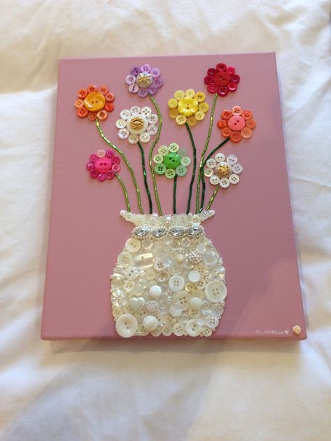 Button Flowers On Canvas, Button Art Template Free Printables, Button Art Flowers, Flower Button Art, Diy Crafts With Buttons, Button Art For Kids, Button Flowers How To Make, Button Art Diy, Button Canvas Art