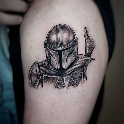 Dean Anthony Robinson on Instagram: “Madalorian tattoo from today with @big_maaac Really enjoyed this one. #mandalorian #mandaloriantattoo #myart #inkedguys #starwarstattoo…” Tattoos That Symbolize Strength, Tattoos Symbolizing Strength, Mandalorian Tattoos, Mandalorian Tattoo, Symbols Of Strength Tattoos, Mandalorian Helmet, Bounty Hunters, Shading Techniques, Star Wars Tattoo