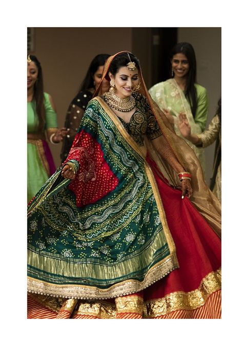 Rajasthani Dress, Indian Outfits Lehenga, Wedding Lehenga Designs, Indian Bride Outfits, Lehenga Designs Simple, Traditional Indian Dress, Traditional Indian Outfits, Indian Wedding Wear, Indian Bridal Dress