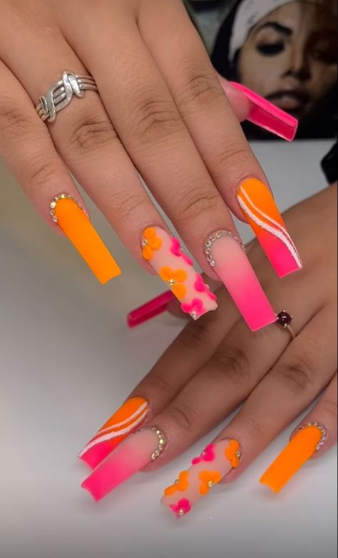 Pink And Orange Acrylic Nails Coffin, Nails Acrylic Designs Orange, Cute Acrylic Nails Orange, Nail Design With Orange Color, Neon Colorful Nails, Orange Pink Nails Acrylic, Hot Pink Nails With Bling, Orange And Pink Nails Ideas, Acrylic Nails Ideas Orange