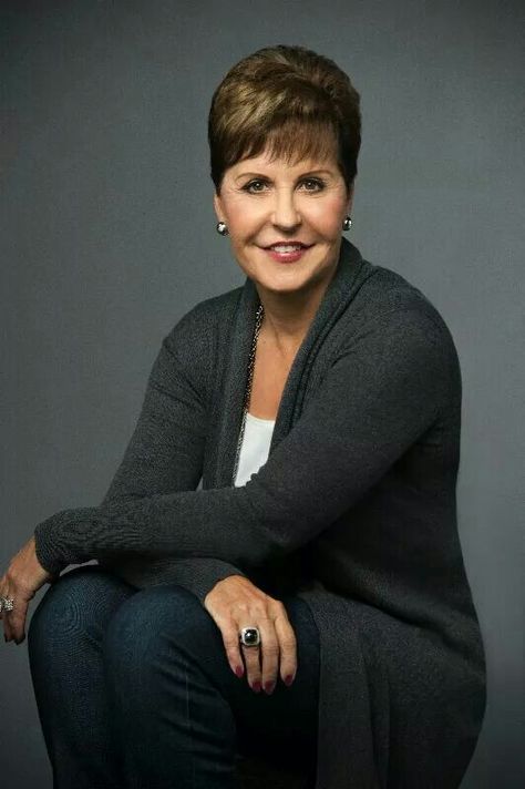 Joyce Meyer Joyce Meyers, Plastic Surgery Fail, Plastic Surgery Gone Wrong, Celebrity Plastic Surgery, The Kardashians, Joyce Meyer, Leonardo Dicaprio, Most Expensive, Famous Celebrities