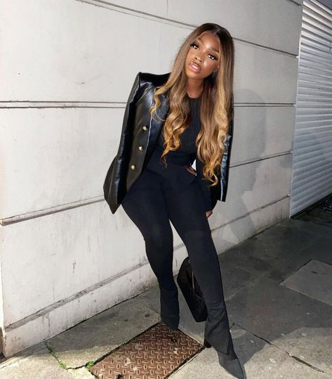 Bernicia Boateng Artistry on Instagram: “I’m over it... are you? 😏” Bernicia Boateng, Ombre Wig, Cute Date Outfits, Hair Indian, Colour Ideas, Malaysian Hair, Ombre Wigs, Indian Hair, Peruvian Hair