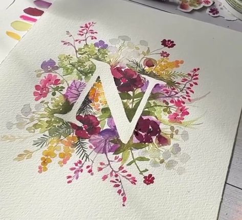 Floral Monogram Letter, Watercolor Monogram, Dorm Art, Pastel Sec, Watercolor Lettering, Diy Watercolor Painting, Watercolor Projects, Watercolor Flower Art, Alphabet Art