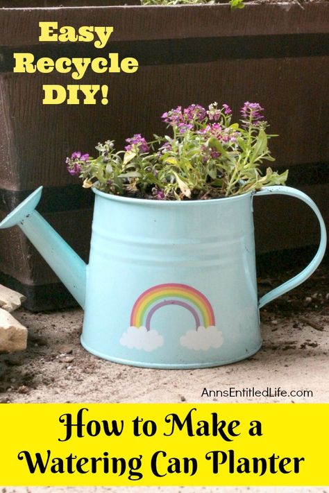 How to Make a Watering Can Planter. A watering can planter is such an adorable way to keep pretty flowers and fresh herbs nearby at all times. Make a collection of different watering cans for some added whimsy! Watering Can Planter, Low Maintenance Garden Design, Father Daughter Photography, Raised Garden Bed Plans, Daughter Photography, Planter Project, Herb Garden Design, Herb Gardens, Watering Cans