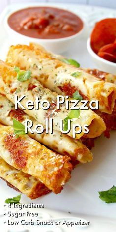 Keto Pizza Roll Ups, Croissant Pizza, Boboli Pizza, Salami Rolls, Pizza Roll Ups, Fried Pizza, Pizza Hacks, Pastry Rolls, Pizza Pinwheels