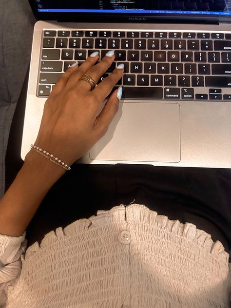 Laptop Photoshoot Aesthetic, Aesthetics Poses, Typing Aesthetic, Typing On Laptop, Nails Rings, Manifesting 2024, Board Collage, Work Aesthetic, Aesthetic Laptop