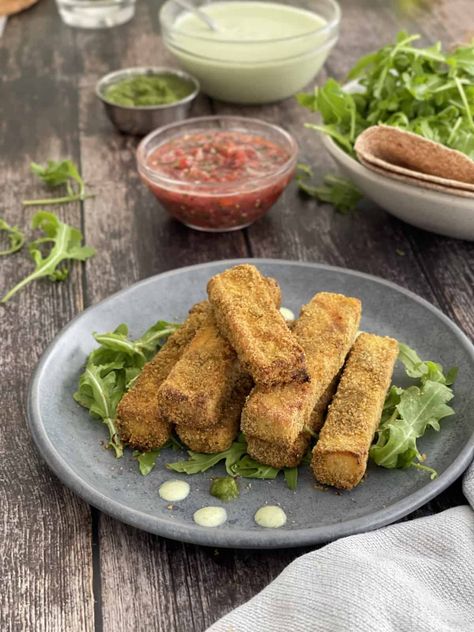 Crispy Paneer Fingers (Air Fryer Recipe) Indian Mint Sauce, Crispy Paneer, Paneer Sandwich, Vegan Curry Recipes, Mint Chutney, Air Fryer Recipe, Vegetarian Indian, Mint Sauce, Best Appetizer Recipes