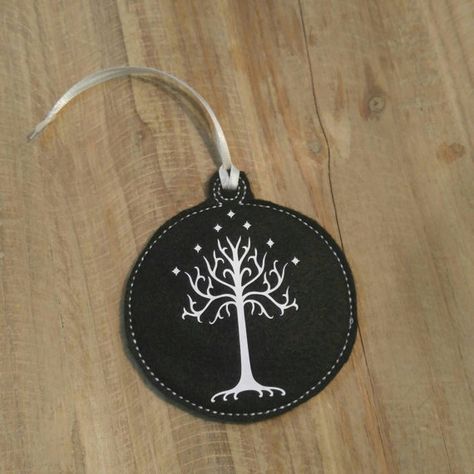 Lotr Christmas Ornaments, Lord Of The Rings Ornament, Lord Of The Rings Christmas Tree, Lotr Crafts, Lord Of The Rings Christmas, Lotr Christmas, Hobbit Christmas, Geeky Christmas, Tree Of Gondor