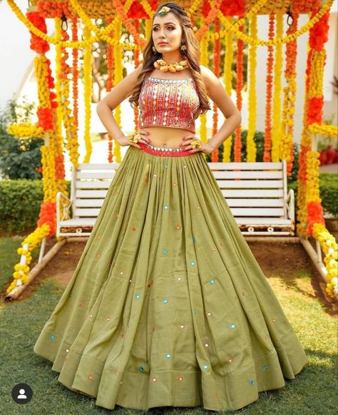 Chaniya Choli Designs, Haldi Ceremony Outfit, Embroidery Lehenga, Women Ethnic Wear, Lehenga Saree Design, Designer Embroidery, Navratri Dress, Trendy Outfits Indian, Diwali Outfits