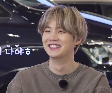 Gummy Smile, Books Wattpad, Thread, Wattpad, Bts, On Twitter, Twitter, Books