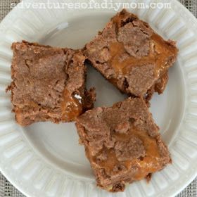 "Million Dollar" Caramel Brownies Recipe Caramel Brownies Recipe, German Chocolate Cake Mix, Caramel Filling, How To Melt Caramel, Creamy Caramel, Caramel Brownies, German Chocolate Cake, Brownies Recipe, Scrumptious Desserts