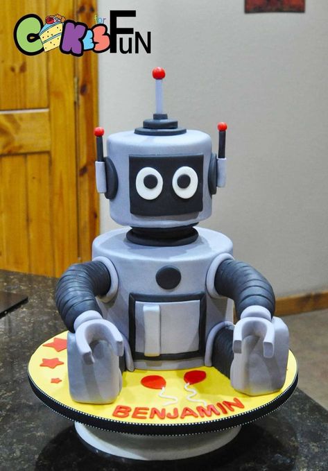 Diy Robot Cake, Robot Cake Ideas, Robot Birthday Cake, Robot Cake, Robot Birthday Party, Gravity Defying Cake, Dino Cake, Robot Costumes, Robot Party