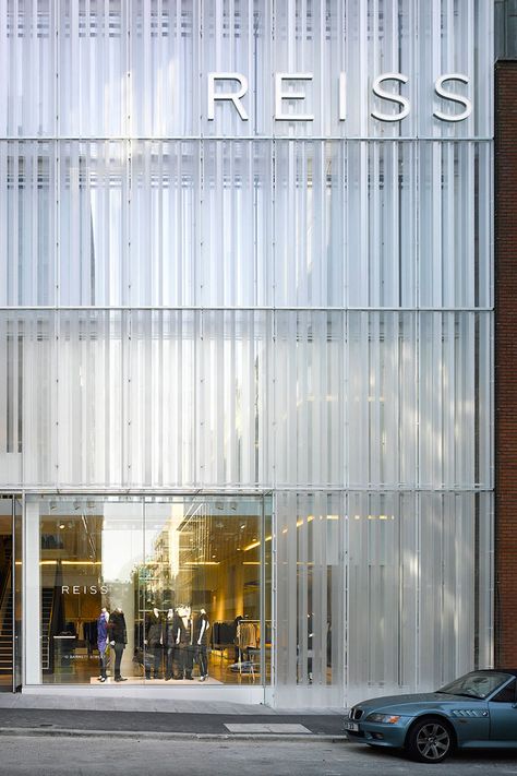 Squire & Partners, Will Pryce · Reiss Headquarters · Divisare Fritted Glass, Building Skin, Retail Facade, Retail Architecture, Shop Facade, Facade Panel, Office Architecture, Facade Material, Porte Cochere