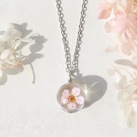 Sakura Necklace, Wigs Anime, Kawaii Necklace, Cheap Silver Rings, Silver Jewellery Indian, Kawaii Jewelry, Korean K Pop, Jewelry Outfit, Cute Necklace