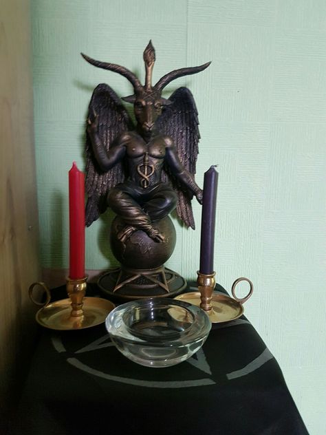 Baphomet Altar, Hail Lucifer, Satanism Aesthetic, Lucifer Altar, Satanic Goth, Theistic Satanism, Scary Demon, Laveyan Satanism, Royal Arch Masons