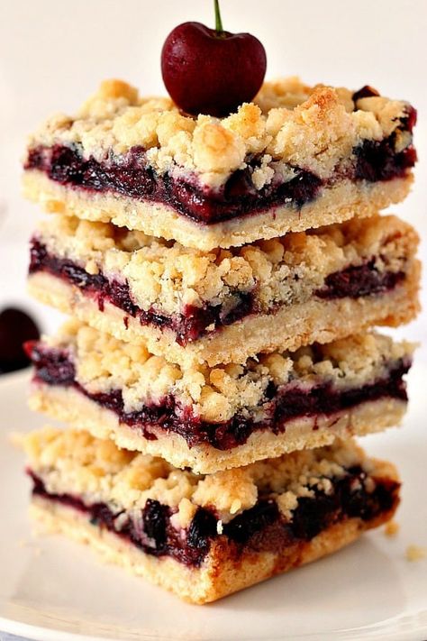 Cherry Pie Crumb Bars, Fresh Cherry Recipes, Cherry Recipes Dessert, Cherry Pie Bars, Cherry Crumble, Crumb Bars, Fresh Cherry, Cherry Filling, Granola Breakfast