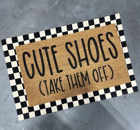 Shoes Off Doormat, Apartment Door Decor, Outside Door Mats, Fun Conversation Starters, Dream Aesthetic, Take Off Your Shoes, Funny Doormats, Your Shoes, Welcome Mat